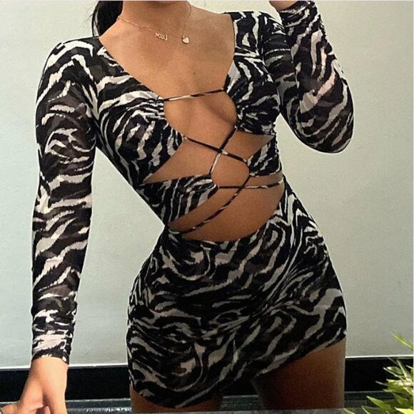 Long Sleeve Zebra cut out tie up dress XS/S - Picture 1 of 4